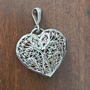 Silver Vintage Filigree Puffy Heart Peandant 925